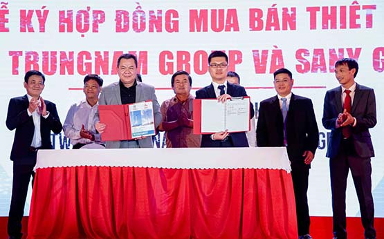 TRUNGNAM GROUP VÀ SANY GROUP THỰC HIỆN BÀN GIAO THIẾT BỊ VÀ KÝ KẾT HỢP TÁC CHIẾN LƯỢC