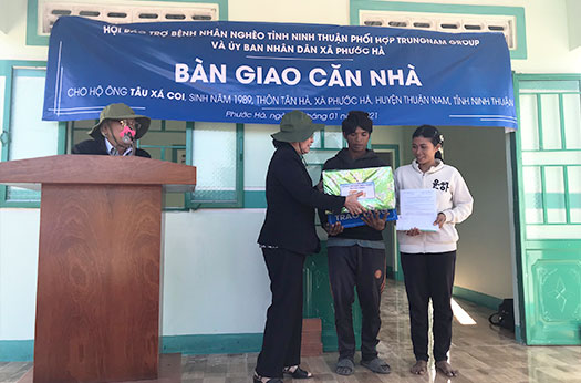TRUNGNAM GROUP SPONSORS HOUSE IN NINH THUAN