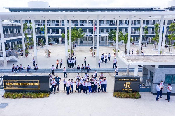 TRƯỜNG THCS CHÂU HÒA (BẾN TRE)
