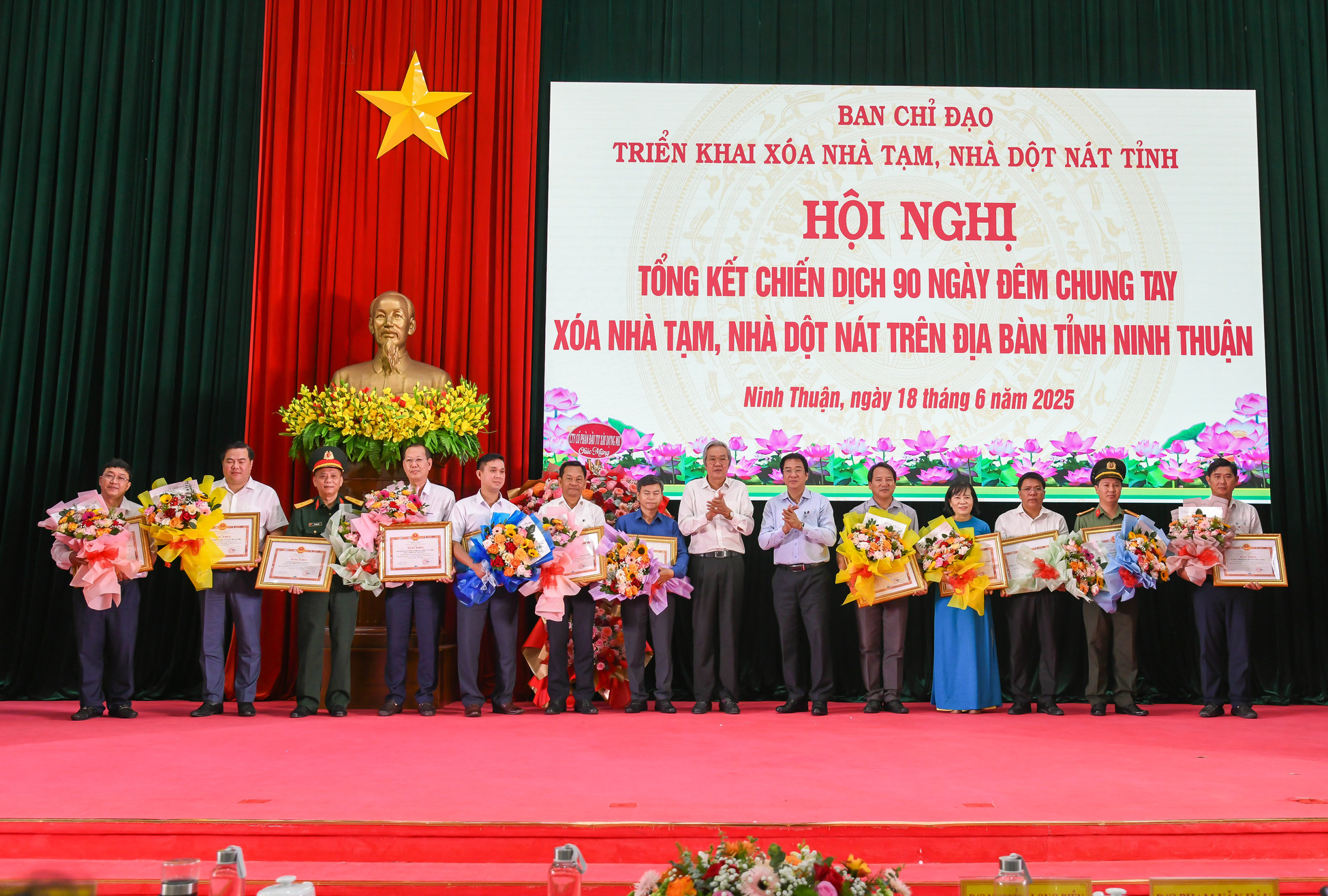 TRUNGNAM GROUP JOINS NINH THUAN IN EARLY COMPLETION OF TEMPORARY HOUSING ELIMINATION CAMPAIGN