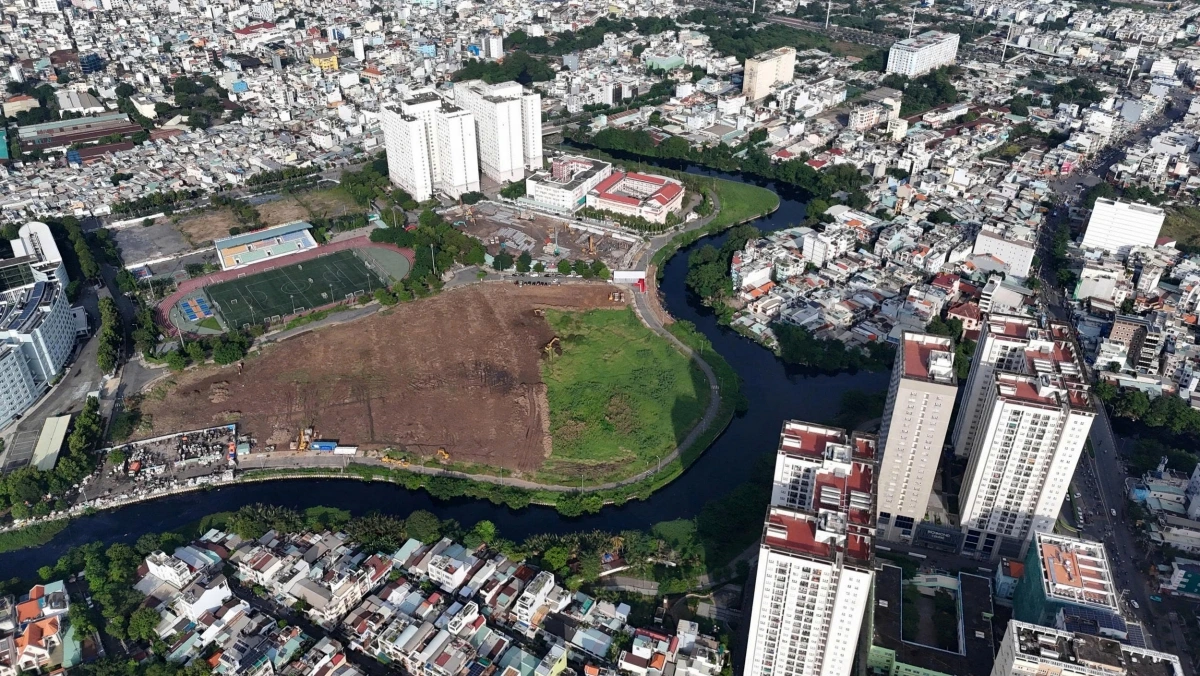 TP.HCM KHỞI CÔNG HAI GÓI THẦU LỚN CÒN LẠI CỦA DỰ ÁN CẢI TẠO RẠCH XUYÊN TÂM