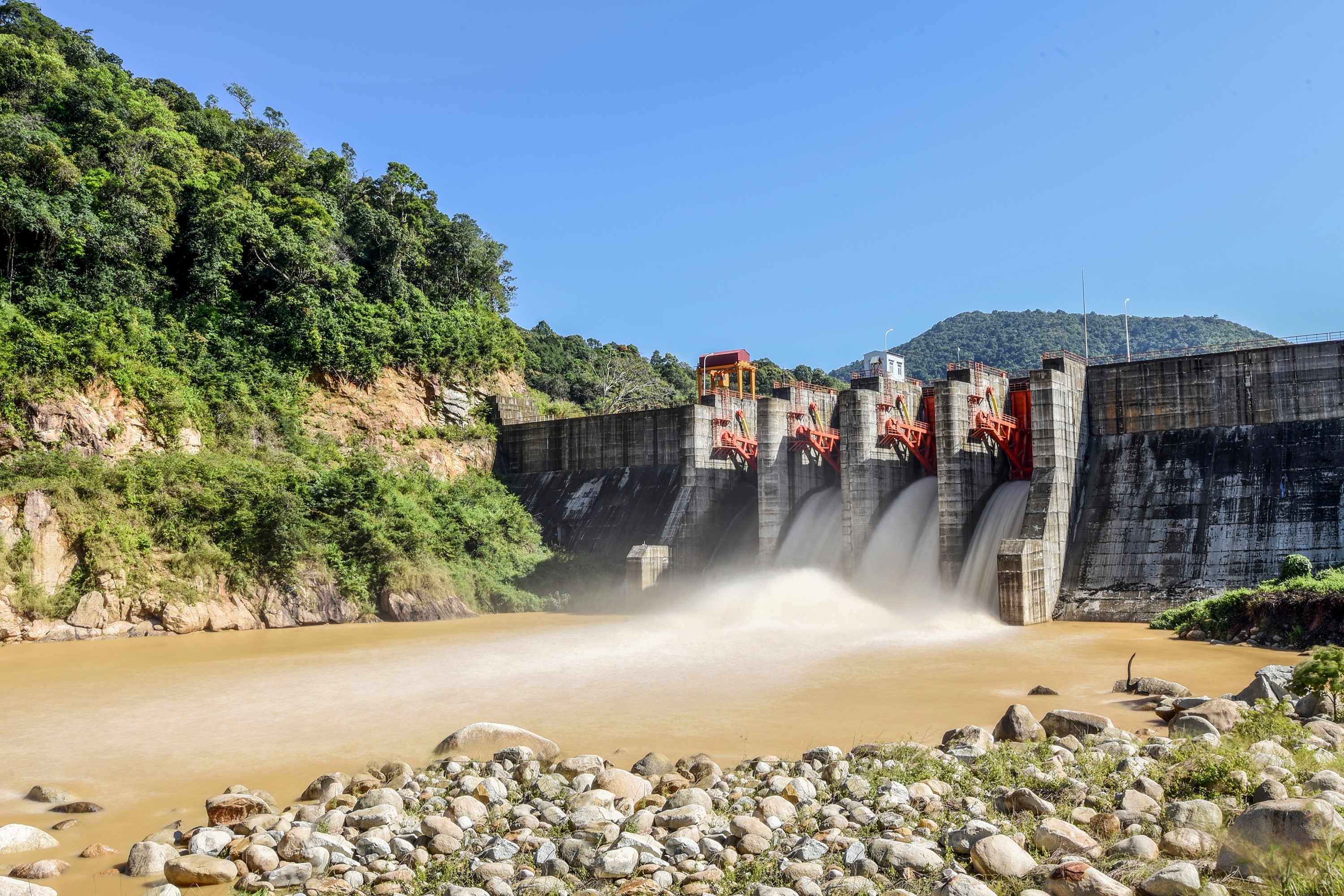 NHÀ MÁY THỦY ĐIỆN KRÔNG NÔ 2