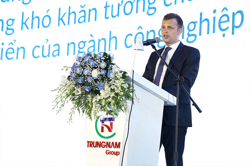 KHÁNH THÀNH NHÀ MÁY ĐIỆN GIÓ TRUNG NAM